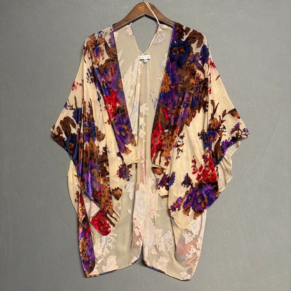 Woven Heart Vibrant Floral Kimono Cardigan One Size Flowy Draped Boho‎ Style